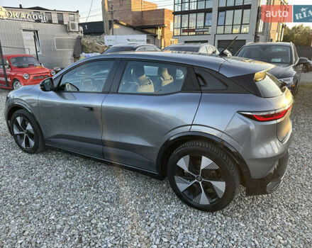 Серый Рено Megane E-Tech, объемом двигателя 0 л и пробегом 90 тыс. км за 19450 $, фото 7 на Automoto.ua