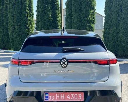 Серый Рено Megane E-Tech, объемом двигателя 0 л и пробегом 51 тыс. км за 23500 $, фото 5 на Automoto.ua