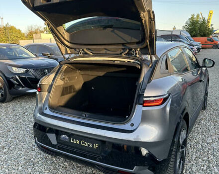 Серый Рено Megane E-Tech, объемом двигателя 0 л и пробегом 90 тыс. км за 19450 $, фото 23 на Automoto.ua