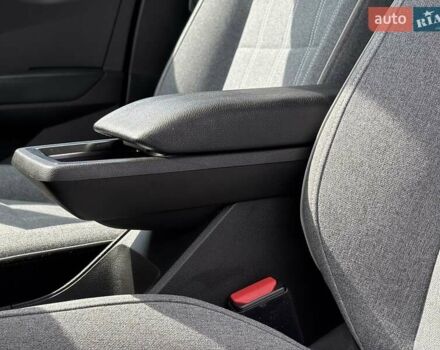 Серый Рено Megane E-Tech, объемом двигателя 0 л и пробегом 134 тыс. км за 18450 $, фото 24 на Automoto.ua