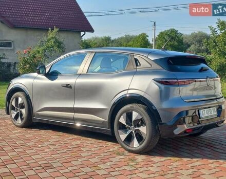 Серый Рено Megane E-Tech, объемом двигателя 0 л и пробегом 42 тыс. км за 18900 $, фото 3 на Automoto.ua