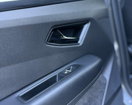 Серый Рено Megane E-Tech, объемом двигателя 0 л и пробегом 100 тыс. км за 22300 $, фото 48 на Automoto.ua