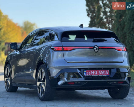 Серый Рено Megane E-Tech, объемом двигателя 0 л и пробегом 100 тыс. км за 22300 $, фото 32 на Automoto.ua