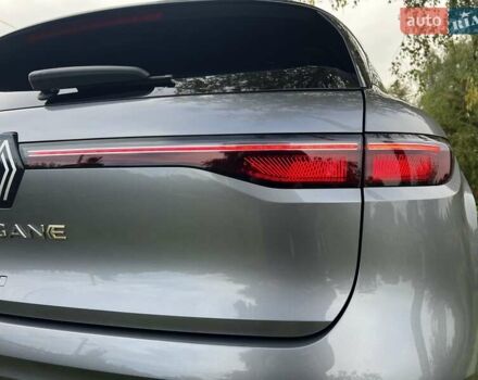 Серый Рено Megane E-Tech, объемом двигателя 0 л и пробегом 65 тыс. км за 23500 $, фото 38 на Automoto.ua