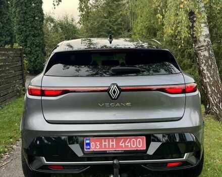 Серый Рено Megane E-Tech, объемом двигателя 0 л и пробегом 65 тыс. км за 23500 $, фото 4 на Automoto.ua