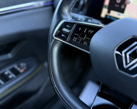 Серый Рено Megane E-Tech, объемом двигателя 0 л и пробегом 100 тыс. км за 22300 $, фото 81 на Automoto.ua