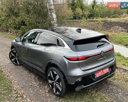 Серый Рено Megane E-Tech, объемом двигателя 0 л и пробегом 33 тыс. км за 23450 $, фото 48 на Automoto.ua