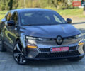 Серый Рено Megane E-Tech, объемом двигателя 0 л и пробегом 100 тыс. км за 22300 $, фото 1 на Automoto.ua