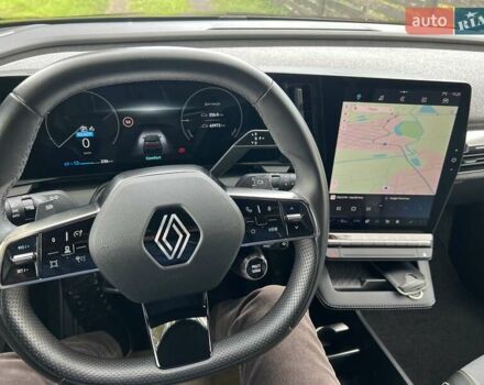 Серый Рено Megane E-Tech, объемом двигателя 0 л и пробегом 65 тыс. км за 23500 $, фото 30 на Automoto.ua