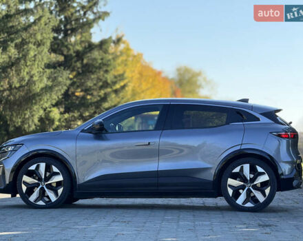 Серый Рено Megane E-Tech, объемом двигателя 0 л и пробегом 100 тыс. км за 22300 $, фото 38 на Automoto.ua