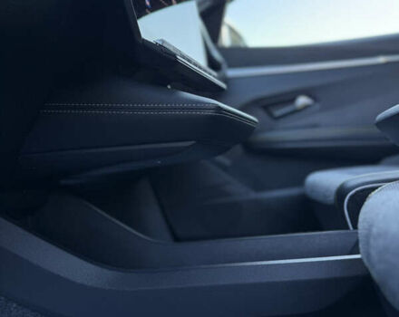 Серый Рено Megane E-Tech, объемом двигателя 0 л и пробегом 100 тыс. км за 22300 $, фото 73 на Automoto.ua