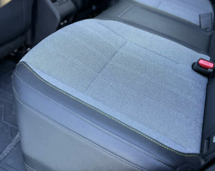 Серый Рено Megane E-Tech, объемом двигателя 0 л и пробегом 100 тыс. км за 22300 $, фото 84 на Automoto.ua