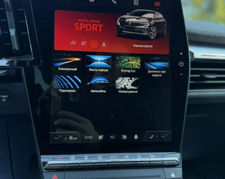 Серый Рено Megane E-Tech, объемом двигателя 0 л и пробегом 100 тыс. км за 22300 $, фото 65 на Automoto.ua