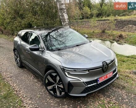 Серый Рено Megane E-Tech, объемом двигателя 0 л и пробегом 33 тыс. км за 23450 $, фото 50 на Automoto.ua