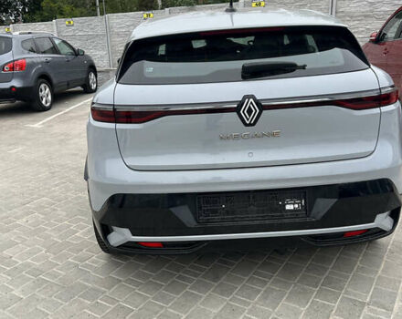 Сірий Рено Megane E-Tech, об'ємом двигуна 0 л та пробігом 30 тис. км за 12000 $, фото 3 на Automoto.ua