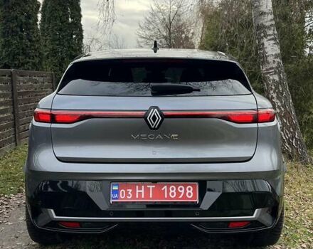 Серый Рено Megane E-Tech, объемом двигателя 0 л и пробегом 33 тыс. км за 23450 $, фото 7 на Automoto.ua