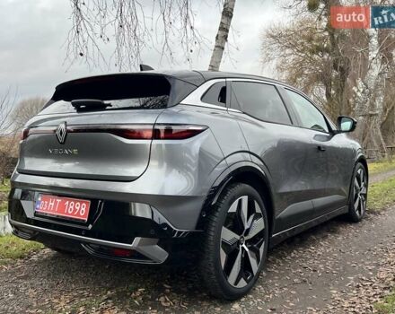 Серый Рено Megane E-Tech, объемом двигателя 0 л и пробегом 33 тыс. км за 23450 $, фото 10 на Automoto.ua