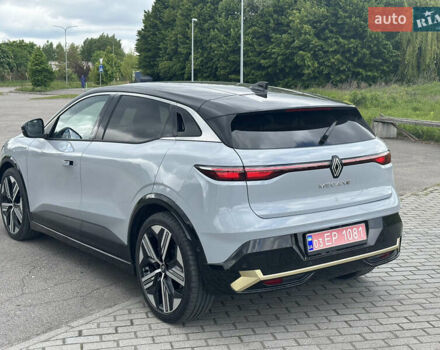 Серый Рено Megane E-Tech, объемом двигателя 0 л и пробегом 43 тыс. км за 23500 $, фото 9 на Automoto.ua