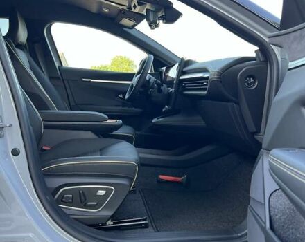 Серый Рено Megane E-Tech, объемом двигателя 0 л и пробегом 2 тыс. км за 26500 $, фото 34 на Automoto.ua