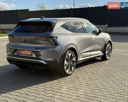 Серый Рено Megane E-Tech, объемом двигателя 0 л и пробегом 4 тыс. км за 31000 $, фото 22 на Automoto.ua