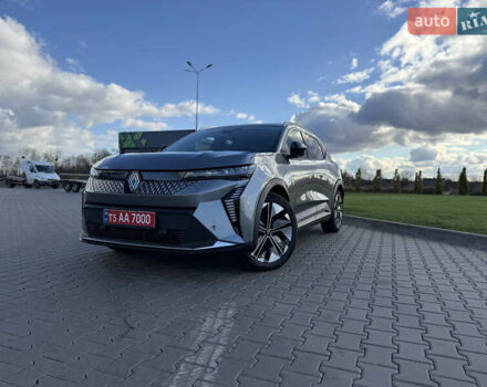 Серый Рено Megane E-Tech, объемом двигателя 0 л и пробегом 4 тыс. км за 31000 $, фото 2 на Automoto.ua