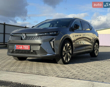 Серый Рено Megane E-Tech, объемом двигателя 0 л и пробегом 4 тыс. км за 31000 $, фото 12 на Automoto.ua