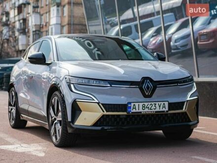 Рено Megane E-Tech 2022 у Києві на Automoto.ua Сірий Рено Megane E-Tech, об'ємом двигуна 0 л та пробігом 54 тис. км за 21700 $, фото 1 на Automoto.ua