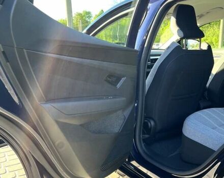 Синий Рено Megane E-Tech, объемом двигателя 0 л и пробегом 28 тыс. км за 21000 $, фото 22 на Automoto.ua