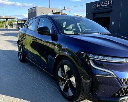 Синий Рено Megane E-Tech, объемом двигателя 0 л и пробегом 28 тыс. км за 21000 $, фото 2 на Automoto.ua