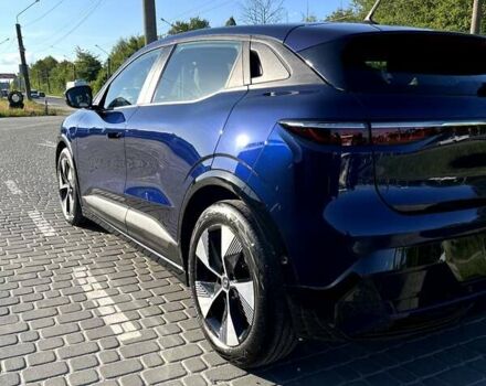 Синий Рено Megane E-Tech, объемом двигателя 0 л и пробегом 28 тыс. км за 21000 $, фото 4 на Automoto.ua