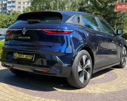 Синий Рено Megane E-Tech, объемом двигателя 0 л и пробегом 28 тыс. км за 21300 $, фото 6 на Automoto.ua