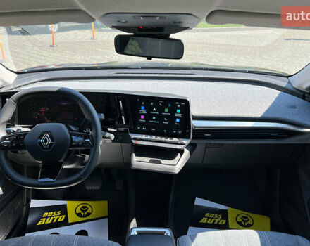 Синий Рено Megane E-Tech, объемом двигателя 0 л и пробегом 28 тыс. км за 21300 $, фото 13 на Automoto.ua