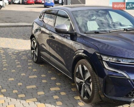 Синий Рено Megane E-Tech, объемом двигателя 0 л и пробегом 120 тыс. км за 19800 $, фото 9 на Automoto.ua