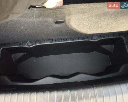 Синий Рено Megane E-Tech, объемом двигателя 0 л и пробегом 120 тыс. км за 19800 $, фото 17 на Automoto.ua