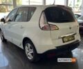 Белый Рено Megane Scenic, объемом двигателя 1.6 л и пробегом 237 тыс. км за 12000 $, фото 4 на Automoto.ua