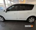 Белый Рено Megane Scenic, объемом двигателя 1.6 л и пробегом 237 тыс. км за 12000 $, фото 3 на Automoto.ua