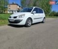 Белый Рено Megane Scenic, объемом двигателя 1.5 л и пробегом 183 тыс. км за 4900 $, фото 1 на Automoto.ua