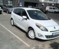 Белый Рено Megane Scenic, объемом двигателя 1.5 л и пробегом 294 тыс. км за 7800 $, фото 2 на Automoto.ua