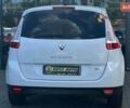 Белый Рено Megane Scenic, объемом двигателя 1.5 л и пробегом 200 тыс. км за 8990 $, фото 4 на Automoto.ua