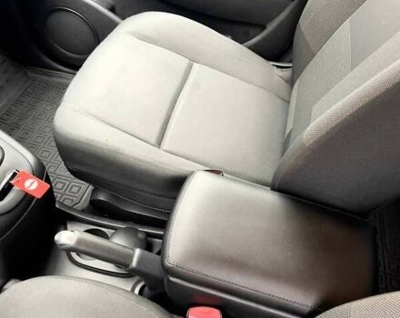 Белый Рено Megane Scenic, объемом двигателя 1.5 л и пробегом 232 тыс. км за 7300 $, фото 30 на Automoto.ua