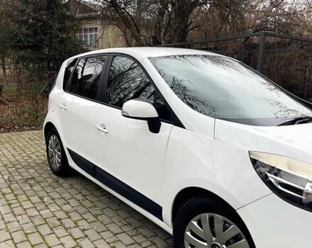 Белый Рено Megane Scenic, объемом двигателя 1.5 л и пробегом 232 тыс. км за 7300 $, фото 19 на Automoto.ua