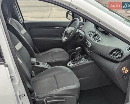 Білий Рено Megane Scenic, об'ємом двигуна 1.5 л та пробігом 280 тис. км за 8500 $, фото 17 на Automoto.ua
