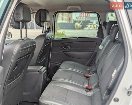 Білий Рено Megane Scenic, об'ємом двигуна 1.5 л та пробігом 280 тис. км за 8500 $, фото 14 на Automoto.ua