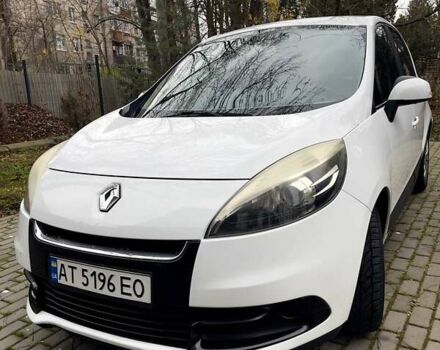 Белый Рено Megane Scenic, объемом двигателя 1.5 л и пробегом 232 тыс. км за 7300 $, фото 7 на Automoto.ua