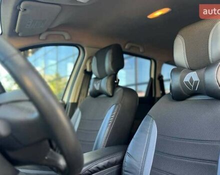 Белый Рено Megane Scenic, объемом двигателя 1.5 л и пробегом 200 тыс. км за 8990 $, фото 11 на Automoto.ua