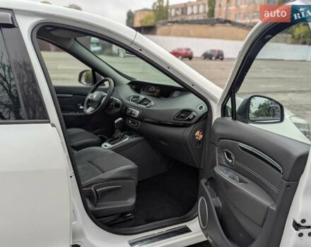 Білий Рено Megane Scenic, об'ємом двигуна 1.5 л та пробігом 280 тис. км за 8500 $, фото 18 на Automoto.ua