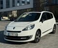 Белый Рено Megane Scenic, объемом двигателя 1.6 л и пробегом 253 тыс. км за 6999 $, фото 1 на Automoto.ua