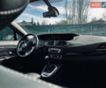 Белый Рено Megane Scenic, объемом двигателя 1.6 л и пробегом 310 тыс. км за 8800 $, фото 8 на Automoto.ua
