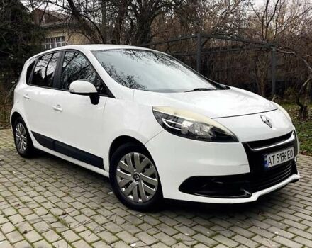 Белый Рено Megane Scenic, объемом двигателя 1.5 л и пробегом 232 тыс. км за 7300 $, фото 17 на Automoto.ua