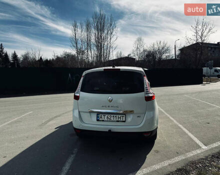 Белый Рено Megane Scenic, объемом двигателя 1.6 л и пробегом 310 тыс. км за 8800 $, фото 11 на Automoto.ua